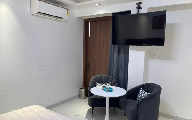 J60 Suites