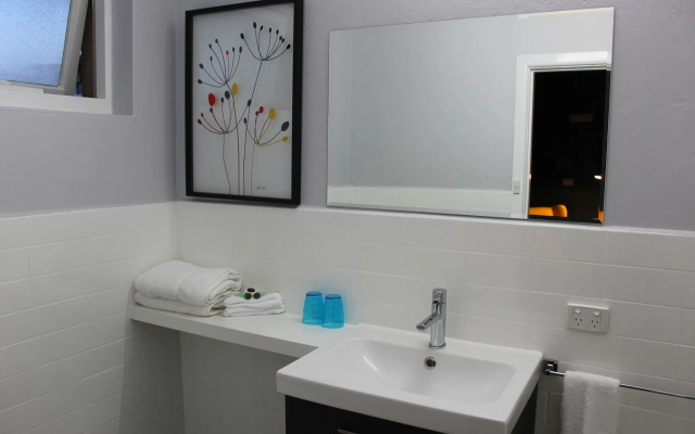 The Oriana Orange - Retro Hotel & Resort