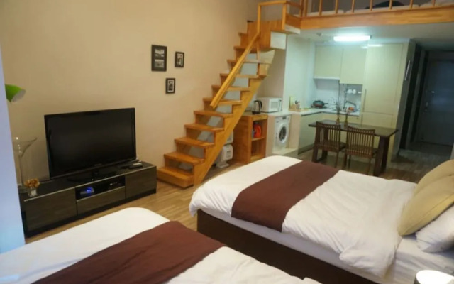 Luxury Loft and Free wifi egg