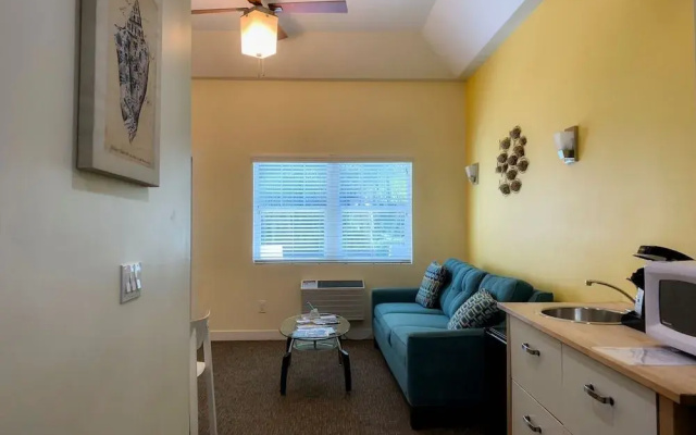 Casey Key Resorts - Beachfront