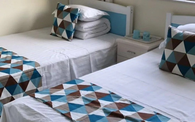 Xinyue Folk Farmhouse Inn