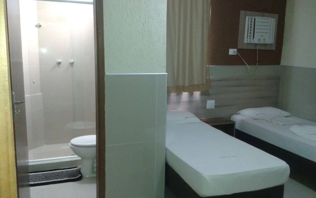 Hotel Uzi Praia