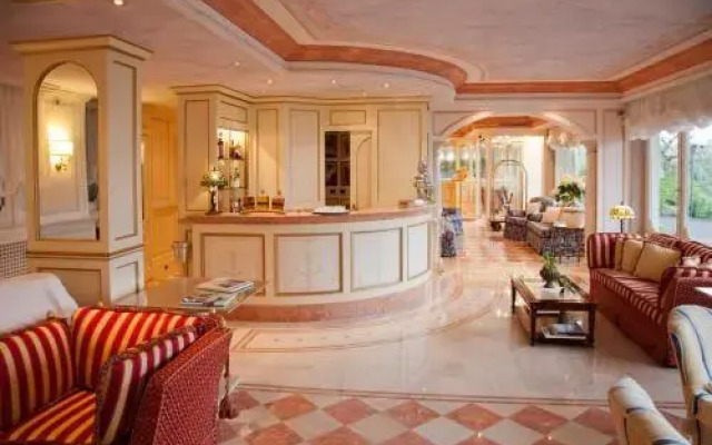 Villa Florida & Suite Apartments