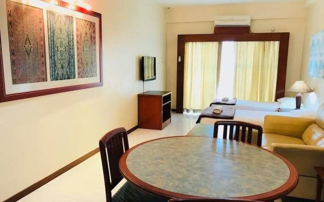 LA ClassicCo Suites