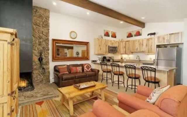Shadowbrook 303