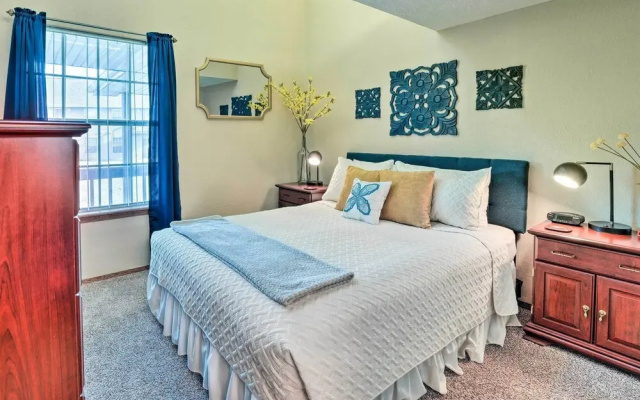 Balcony & Grill: Condo Near Table Rock Lake!