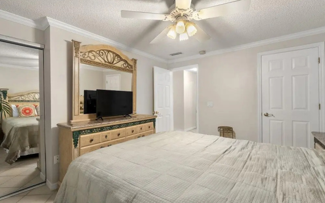 Four Winds by Distinctive Beach Rentals