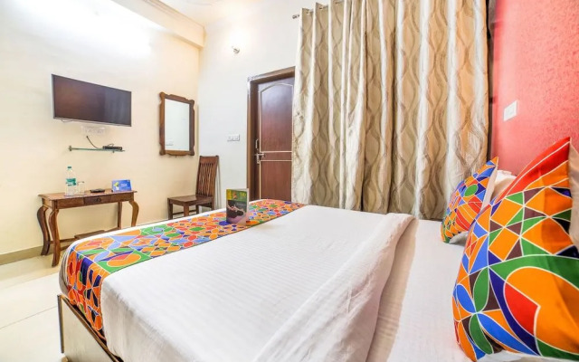 FabHotel Aqueens