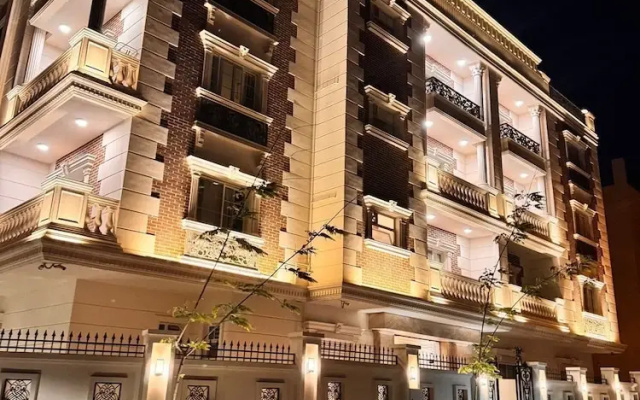 White Palace Hotel EG