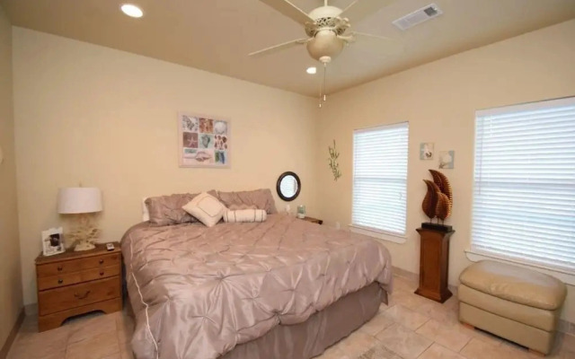 Sum Beach 4 Bedroom Home