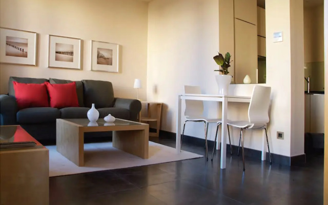 Roomspace Sandoval Apartments