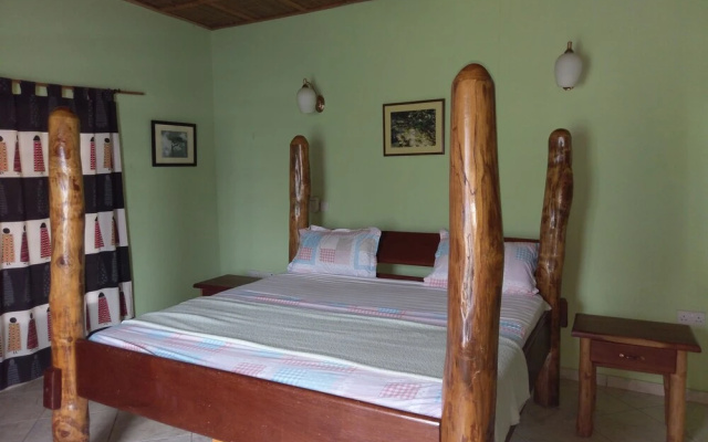 Big Foot Safari Lodge