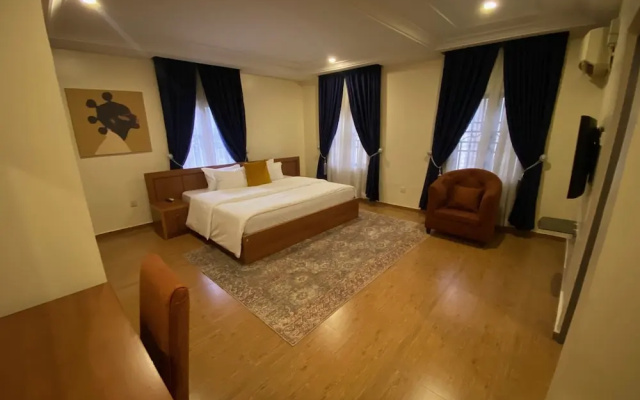 Tenny's Place Apartments Jabi