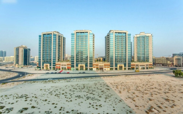 Elegant Apt In Al Barsha South