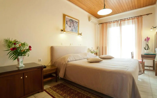 Hermes Delphi Hotel