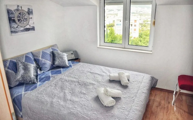 Apartment Doni