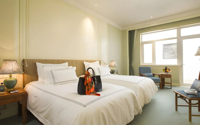 West Lake State Guest House