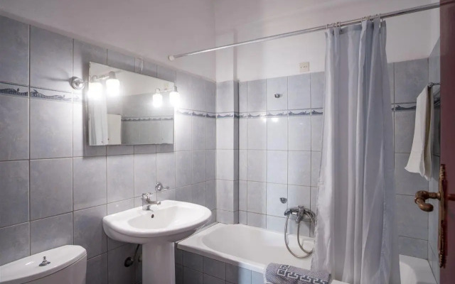 Ananias Hotel