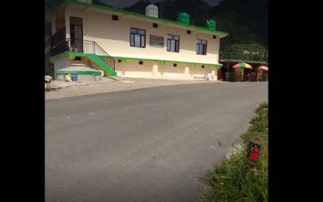 Hotel Heavenly Heights