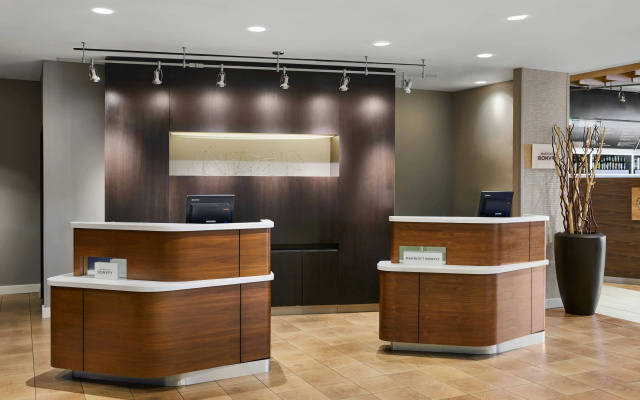 Courtyard by Marriott Newark Downtown