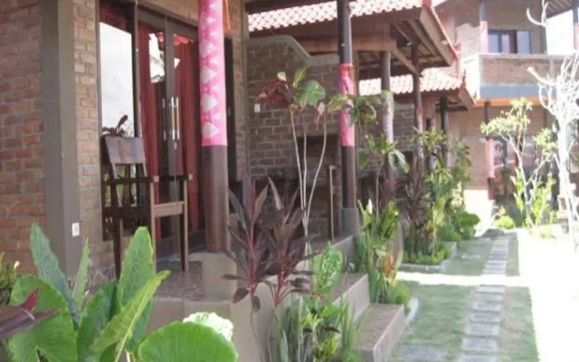 Gubug Balian Beach Bungalow