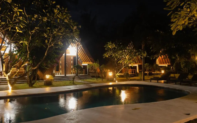 Lucy's Garden Hotel
