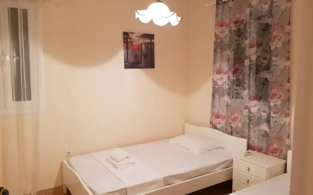 Glyfada Two Floors Maizonette Aa2g 61
