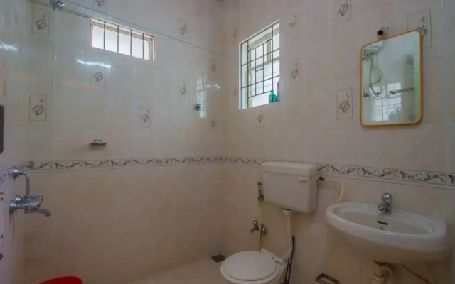 OYO Home 13674 Pool View Studio