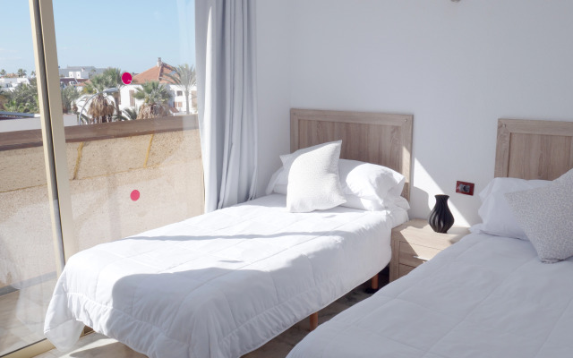 Apartamentos Pirámides