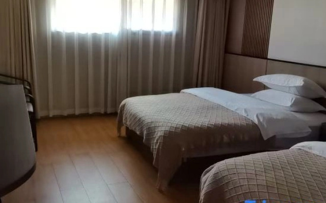 Ya'an Guyun Jinfeng Homestay (Shangli Ancient Town)
