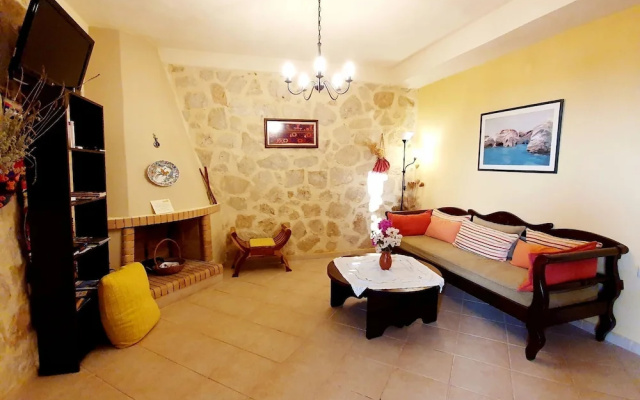 Quaint Holiday Home in Lagkada Greece Near Beach