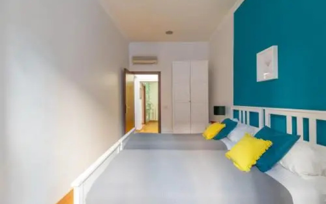 Iflat Spanish Steps Blue Apartment