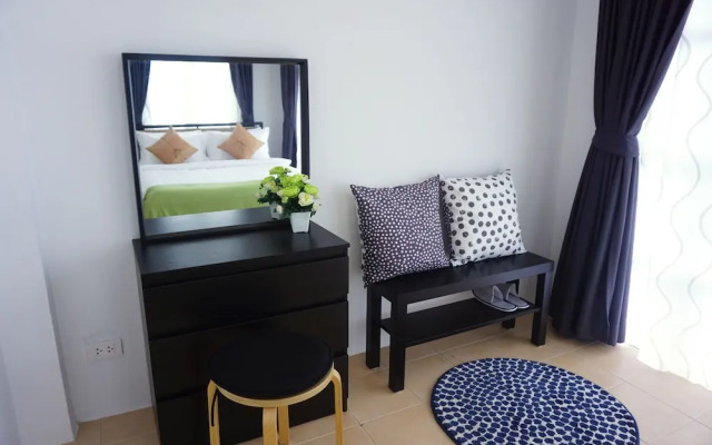 Destiny Hostel Khaolak