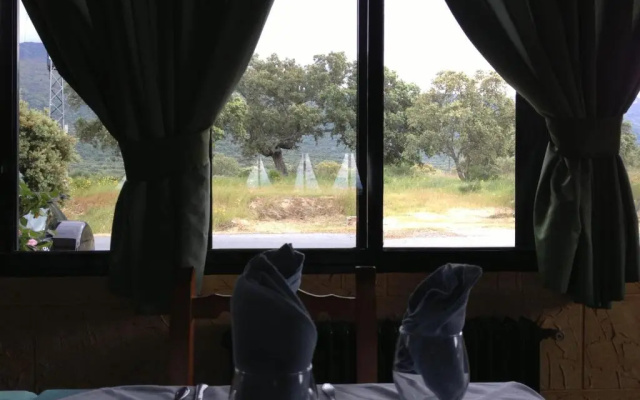 Hotel Restaurante Jarilla