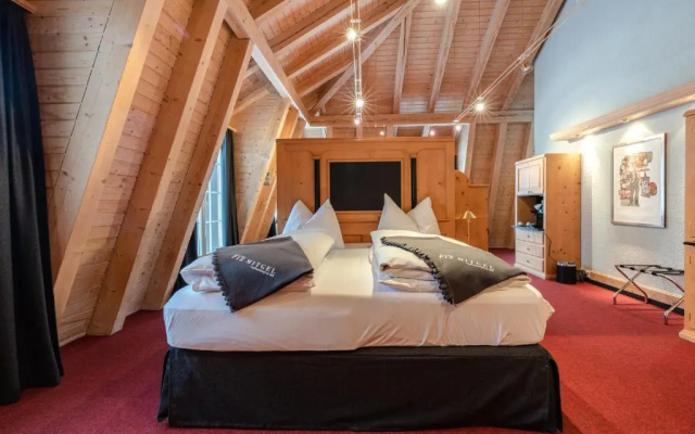 Hotel Piz Mitgel