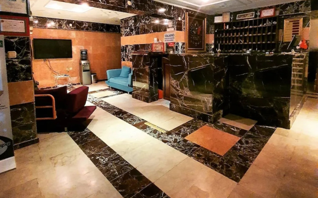 Silver Pine Hotel