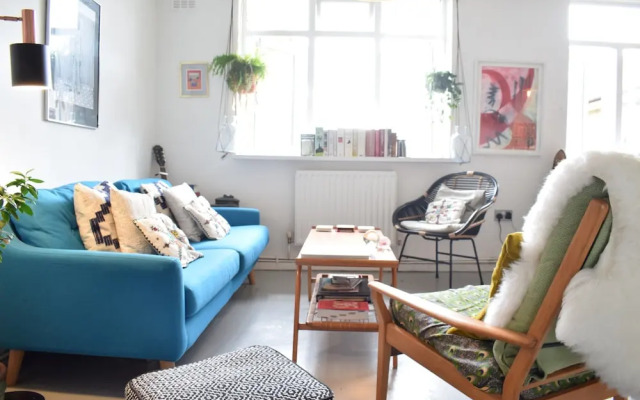 Stunning 1 Bedroom Apartment in East London
