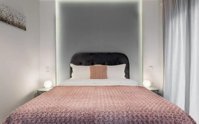 J&T Central Apartment