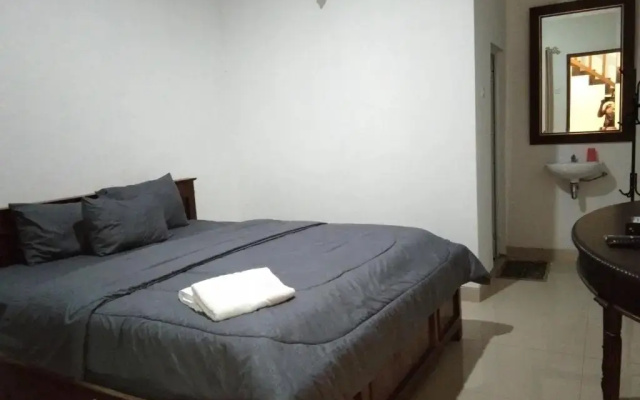 Nexdeco House Homestay Syariah Solo