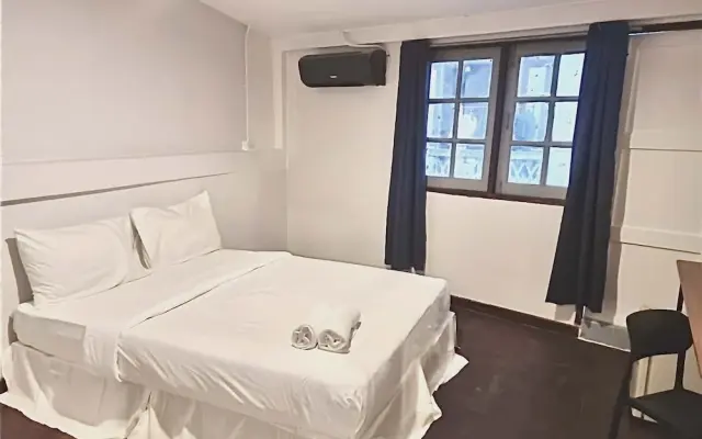 Znap Yaowarat