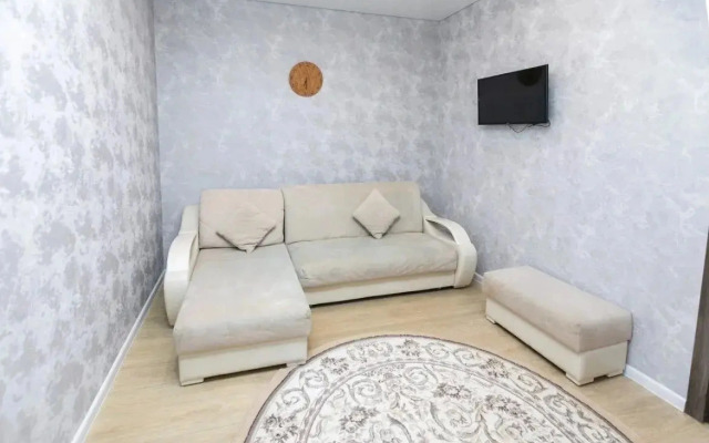 Na Krylova 32 Flat