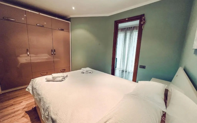 Family Hotel Vardisubani