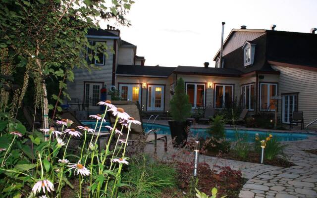 Отель Relais St-Denis вид на фасад