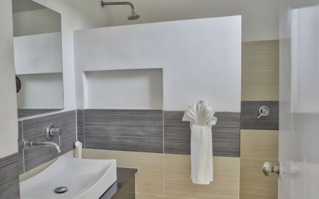 Blue Bay Vacation Rentals At Vista Mare