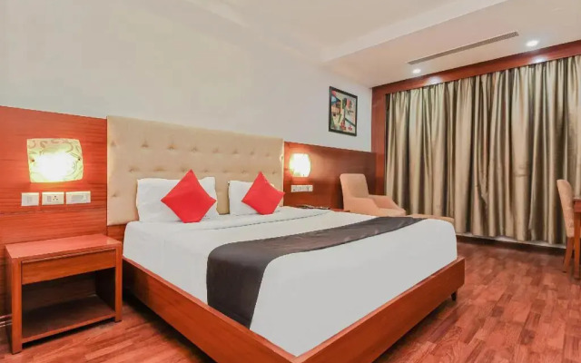 Hotel Lake View by OYO Rooms
