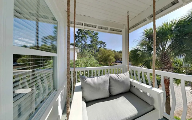 Happy as a Clam by Southern Vacation Rentals