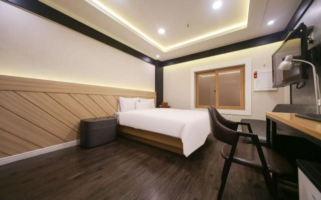 CNN Hotel