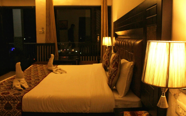 Hotel Ishan A Riverside Retreat