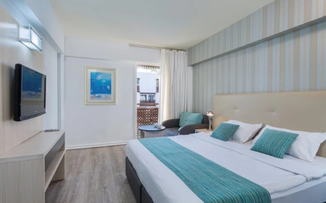G Hotel