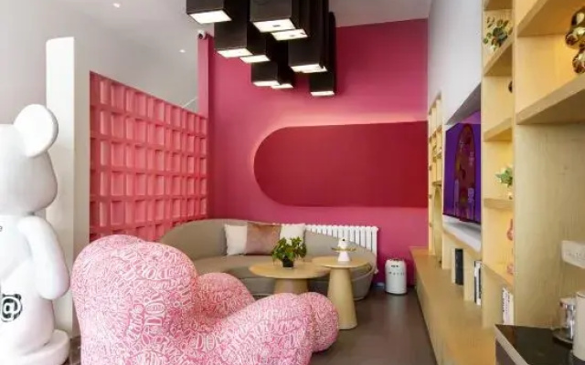 Qiyue Time Theme Hotel (Beijing Universal Resort)